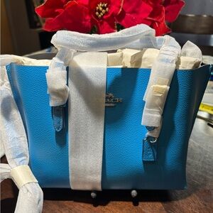 Brand New Coach Vibrant Blue Leather Tote Bag Molly 25 perfect for Christmas